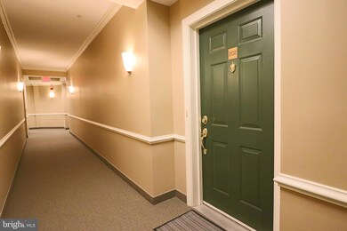 9722 Holmes Place unit 202, Manassas Park, VA 20111 - photo 3