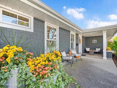 448 W Vallette St, Elmhurst, IL 60126 - photo 2