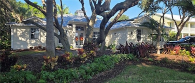 1418 NE Oak Bluff Ln, Jensen Beach, FL 34957 - photo 2