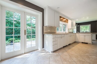 112 Loring Rd, Weston, MA 02493 - photo 6