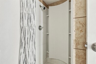 2300 Bamboo Dr unit N307, Arlington, TX 76006 - photo 7