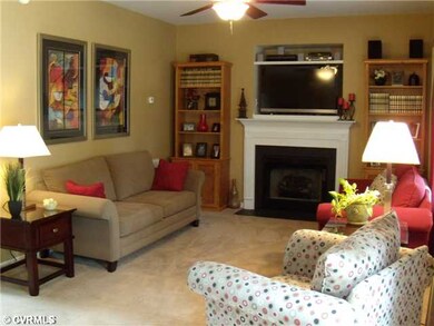Den/Family/Great Room - Family room with gas firep