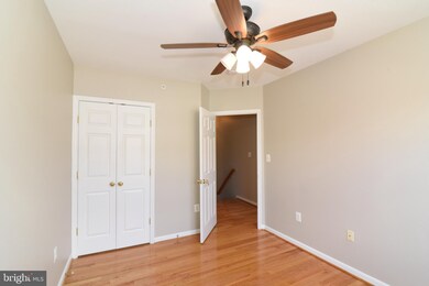 46361 Pryor Square, Sterling, VA 20165 - photo 4