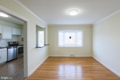 1704 Ingram Rd, Baltimore, MD 21239 - photo 5