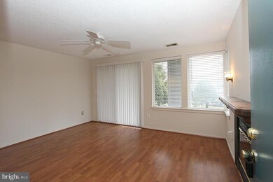 11730 Summerchase Cir unit 1730-C, Reston, VA 20194 - photo 3