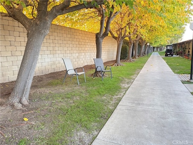 13361 El Dorado Dr M8-201a Dr, Seal Beach, CA 90740 - photo 3