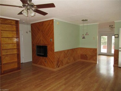 364 Weatherford Dr, King, NC 27021 - photo 4