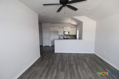 134 Wind Ridge Dr unit B, Copperas Cove, TX 76522 - photo 2