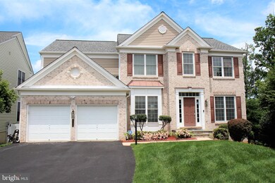 8158 Douglas Fir Dr, Lorton, VA 22079 - photo 7