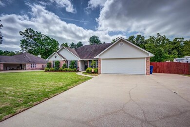 285 Hunters Glen Dr, Lufkin, TX 75904 - photo 3