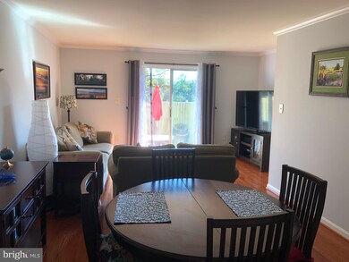 6493 Brick Hearth Ct, Alexandria, VA 22306 - photo 4