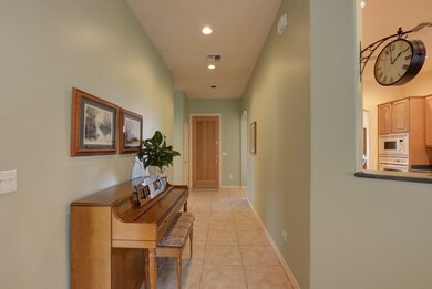 004_Foyer