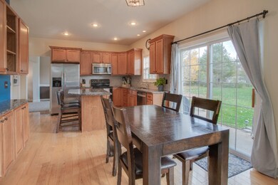 6148_Saddle_Ridge_Court_13