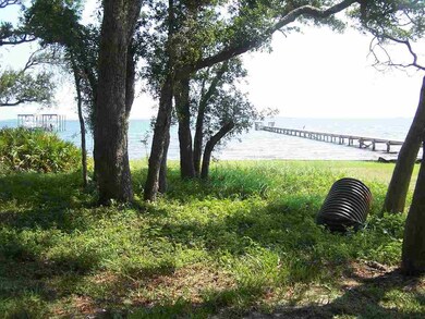 THE LOT SITS BETWEEN THESE TWO DOCKS