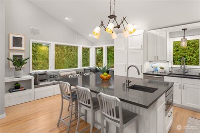 5610 W Mercer Way, Mercer Island, WA 98040 - photo 6