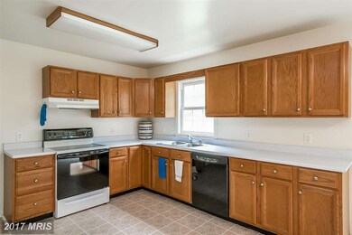 712A Tritapoe Dr, Knoxville, MD 21758 - photo 3