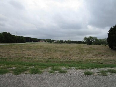 30001 Woodcrest Dr, Whitney, TX 76692 - photo 2