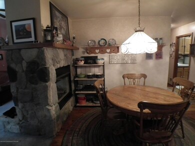 Dining room 1
