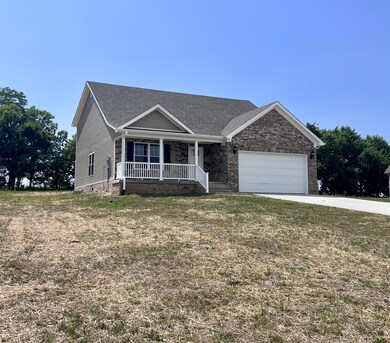 562 Harvest Ln, Harrodsburg, KY 40330 - photo 2