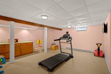 68 Trowbridge Ln, Shrewsbury, MA 01545 - photo 2