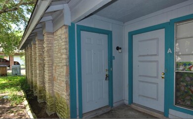 10801 Lanshire Dr unit B, Austin, TX 78758 - photo 3