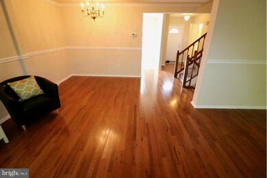 10324 Mockingbird Pond Ct, Burke, VA 22015 - photo 4