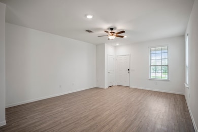 16915 Elm Grove Rd, Conroe, TX 77302 - photo 4