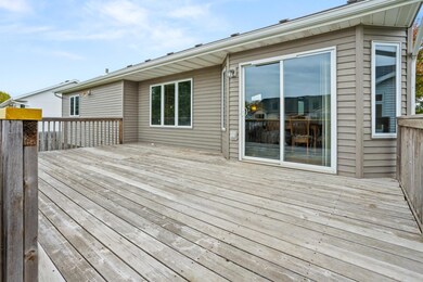 2707 Parkview Dr S, Fargo, ND 58103 - photo 3