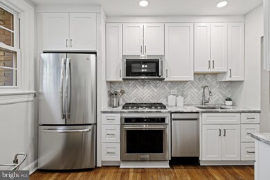 2707 Adams Mill Rd NW unit 109, Washington, DC 20009 - photo 7