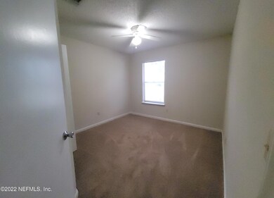 8453 Spicewood Dr, Jacksonville, FL 32216 - photo 5