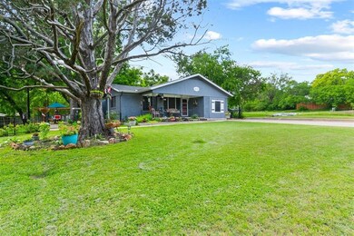 1013 Hanover St, Weatherford, TX 76086 - photo 3