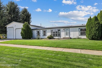 14205 N Cascade St, Rathdrum, ID 83858 - photo 2