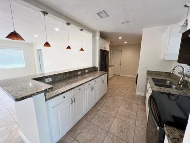 5535 24th Ave N, Saint Petersburg, FL 33710 - photo 5