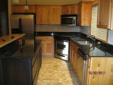 2167 Lissy Way, Grants Pass, OR 97526 - photo 2