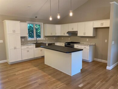 16 Hyacinth Dr, Nashua, NH 03062 - photo 3