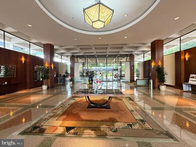 Skyline Plaza unit 2318S, Falls Church, VA 22041 - photo 2