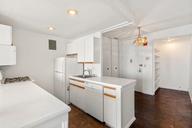 Harbor Towers unit 14E, Boston, MA 02110 - photo 3