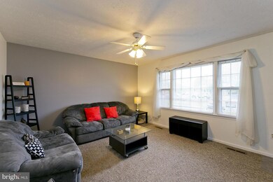 701 W 11th St, Front Royal, VA 22630 - photo 4