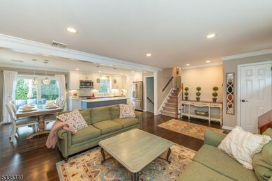 16 Hemlock St, Waldwick, NJ 07463 - photo 5