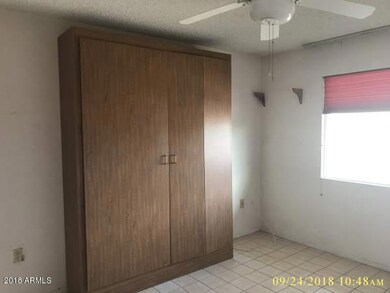 10421 W Caron Dr, Sun City, AZ 85351 - photo 3