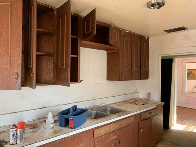 3917 Jackson Ave, El Paso, TX 79930 - photo 3