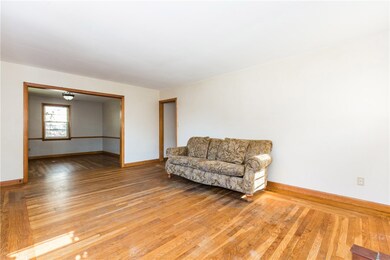 37 Lyndhurst Ave, Providence, RI 02908 - photo 5