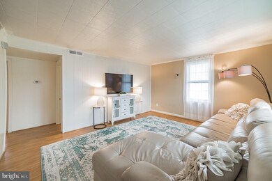 105 Alvil Rd, Wilmington, DE 19805 - photo 5