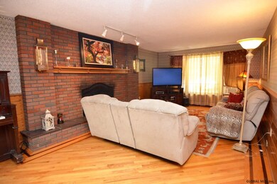 141 S Waldron Ln, Wynantskill, NY 12198 - photo 6