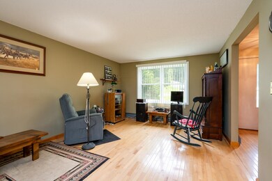 58 Dale Rd unit B, Hooksett, NH 03106 - photo 4