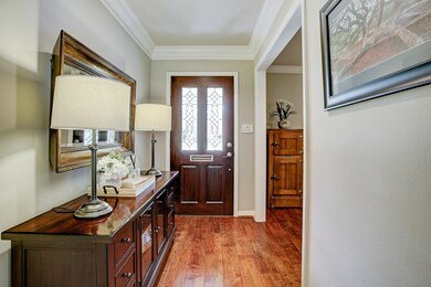 10038 Valley Forge Dr, Houston, TX 77042 - photo 4