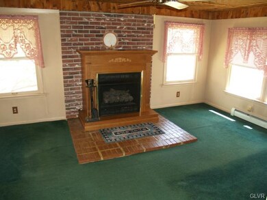 1960 W Bangor Rd, Bangor, PA 18013 - photo 7