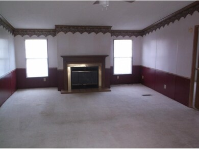 604 Woodlyn Rd, Johnson City, TN 37601 - photo 4