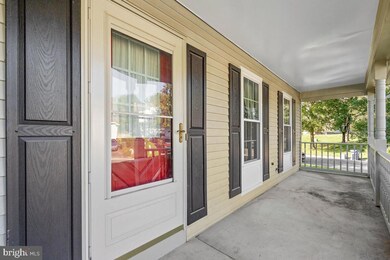 15108 Serbian Ln, Burtonsville, MD 20866 - photo 3