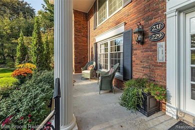 229 Barden Rd, Bloomfield Hills, MI 48304 - photo 7